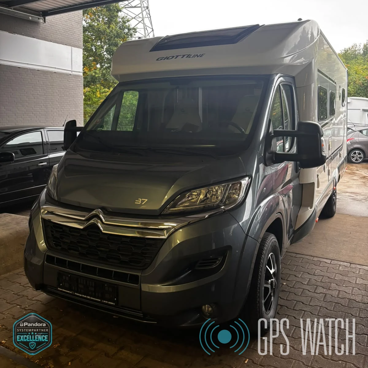 Giottiline Therry 37 auf Citroën Jumper Basis beim Einbau in Schwarzenbek mit Pandora Excellence und GPS-WATCH Wasserzeichen